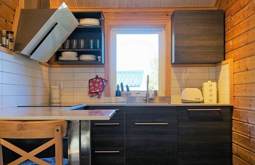 Vasterlanda House | Cozy 4-Person Holiday Home in Vesterlanda - Child Friendly
