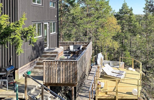 Akersberga House | Charming 4-Person Holiday Home with Ocean View in ÅKERSBERGA