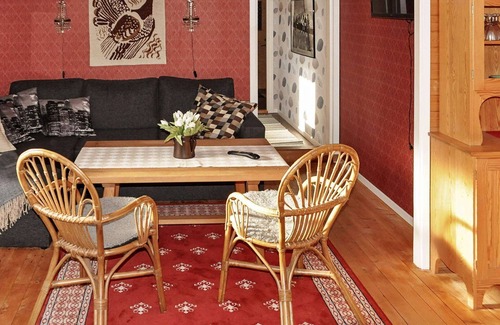 Fengersfors House | Ideal Holiday Home for 5 in Fengersfors - Pet Friendly Stay