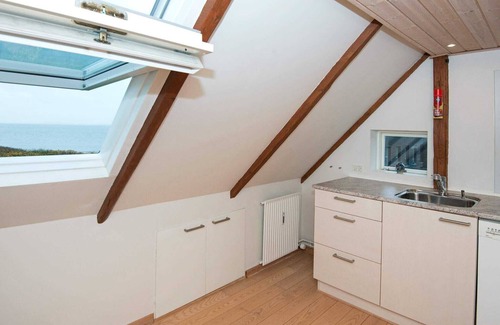 Hjerting House | Ideal Holiday Home for 4 in Scenic Esbjerg V
