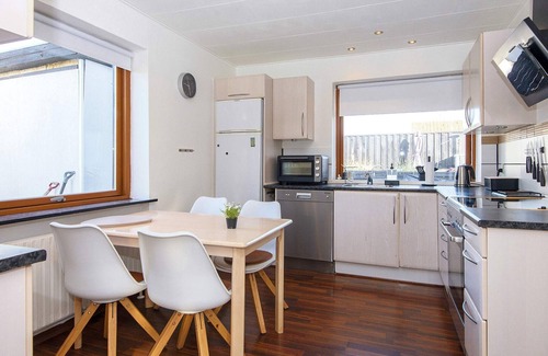 Aarosund House | Cozy Holiday Home for 4 in Beautiful Haderslev