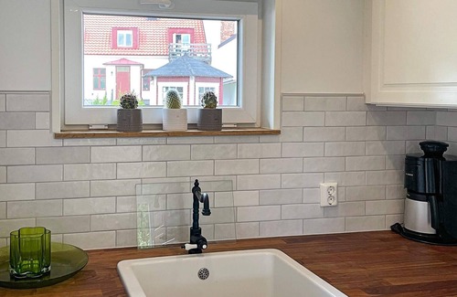 Roslunda-Kronotorp House | Cozy Holiday Home for 4 in Ängelholm - Pet Friendly & More