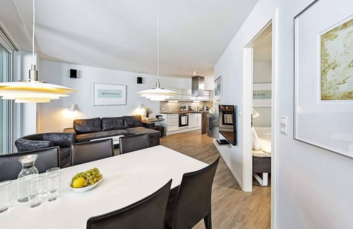 Stein Apartment | Cozy Holiday Home for 4 in Wendtorf with Ocean View