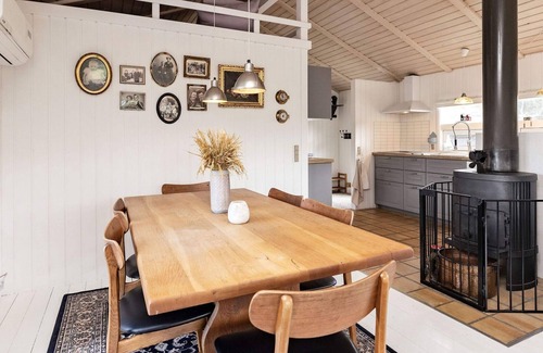 Blokhus House | Top-Rated 4-Person Holiday Home in Blokhus with Kitchen