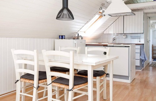 Øksenmølle House | Cozy 4-Person Holiday Home in Ebeltoft with Great Amenities