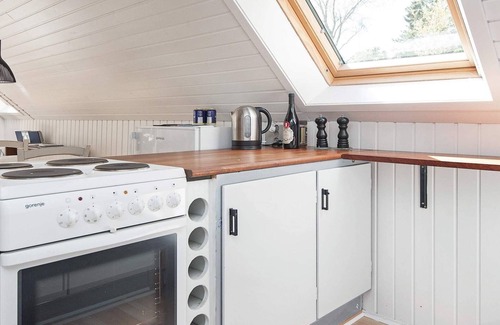 Øksenmølle House | Cozy 4-Person Holiday Home in Ebeltoft with Great Amenities