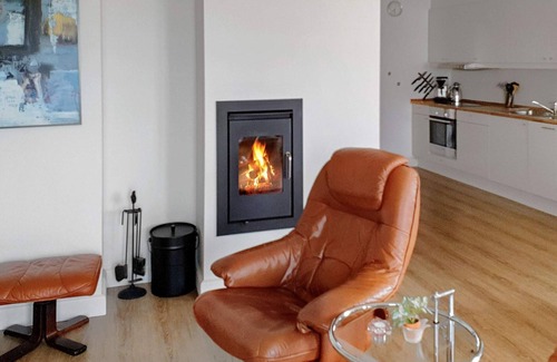 Grasten House | Inviting 4-Person Holiday Home in Gråsten with Ocean View