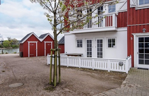 Grasten House | Inviting 4-Person Holiday Home in Gråsten with Ocean View