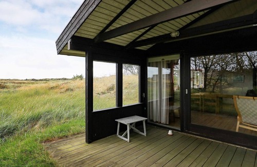 Rødhus House | Cozy 4-Person Holiday Home in Pandrup with Breakfast