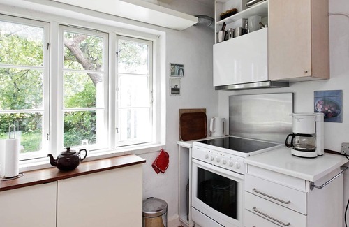 Svendborg House | Cozy Holiday Home in Svendborg with Ocean View & Kitchen