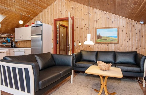 Nørre Fjand House | Cozy 4-Person Holiday Home in Ulfborg with Ocean Views