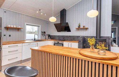 Vinderup House | Family-Friendly Holiday Home with Ocean View in Vinderup