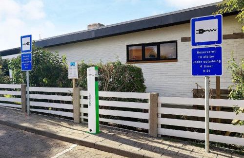 Ærø Municipality House | Cozy 4-Person Holiday Home in R Sk Bing - Pet Friendly Stay