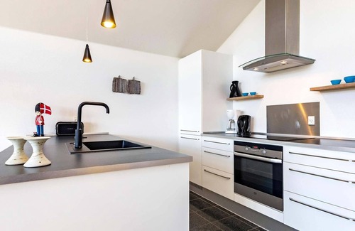 Bogense House | Cozy Holiday Home for 4 in Bogense with Ocean View