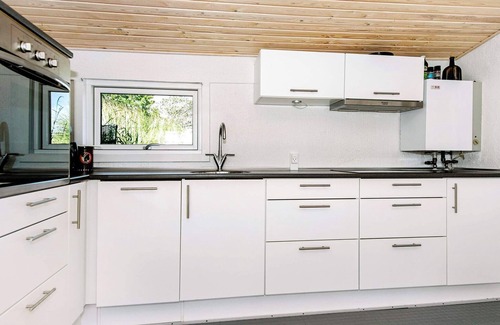 Grena Strand House | Cozy Holiday Home for Four in Grenaa with Ocean View