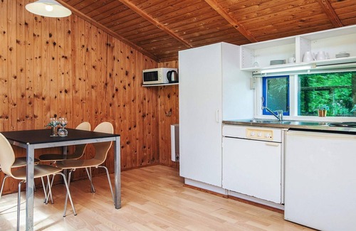 Hampen House | 4 person holiday home in Hampen