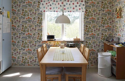 Stanga House | Cozy 4-Person Holiday Home in STÅNGA with Breakfast