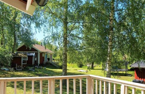 Axvall House | Cozy 4-Person Holiday Home in AXVALL - Family-Friendly Stay