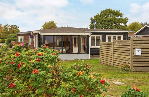 Hvidbjerg Strand House | Inviting 4-Person Holiday Home with Oceanfront Views