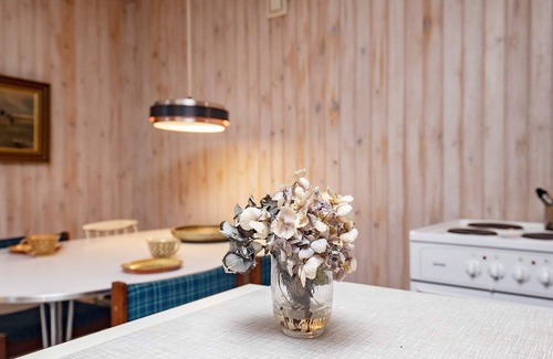 Vester Jølby House | Cozy Oceanfront Holiday Home for 4 in Erslev