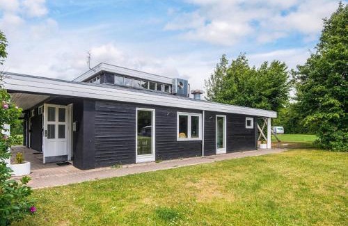 Hampen House | 4 person holiday home in Hampen