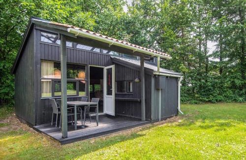 Hampen House | 4 person holiday home in Hampen