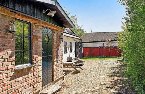 Kivik House | Ideal 4-Person Holiday Home in Kivik - Pet & Child Friendly