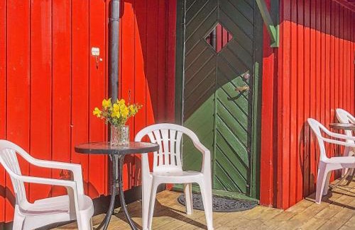 Lyngdal House | Family-Friendly Two-Bedroom Holiday Home in Lyngdal
