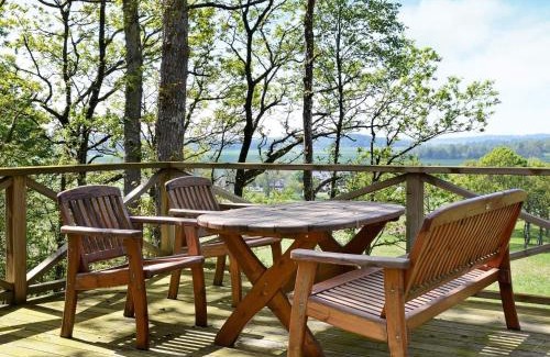 Sloinge House | Cozy Holiday Home for Four in Slinge – Pet & Child Friendly