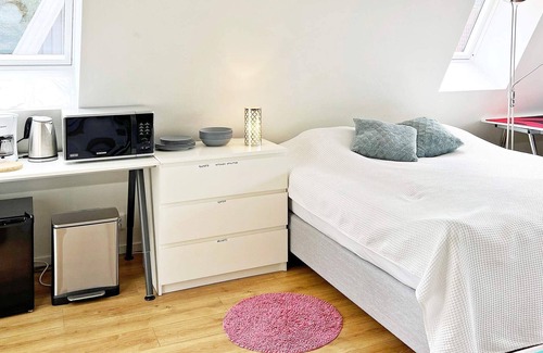 Sodertalje Municipality House | Cozy 4-Person Holiday Home in JERNA - Pet-Friendly Stay