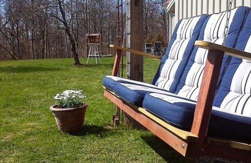 Kungalv O House | Cozy Holiday Home for Four in Romelanda with Hot Tub