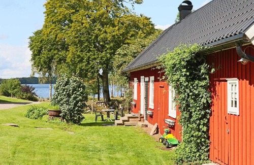 Unnaryd House | Family-Friendly Holiday Home UNNARYD V Awaits You