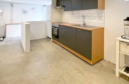 Skarby Apartment | Cozy 4-Person Holiday Home in Ystad with Great Amenities