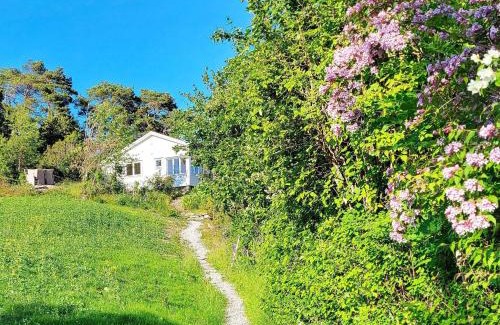 Sundsandvik House | Cozy 4-Person Holiday Home in Pet-Friendly Uddevalla
