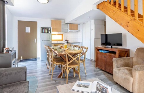Eppe-Sauvage House | Family-Friendly 4-Room Duplex CDF Les Cottages Getaway