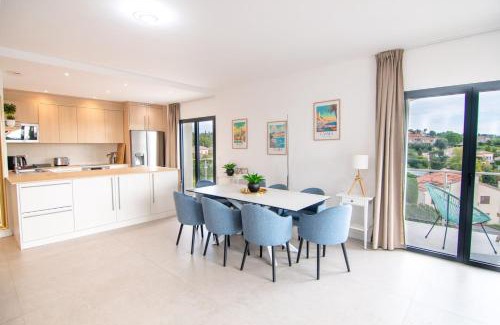 Cagnes-sur-Mer Apartment | Elegant 4-Piece Retreat with Pool Access for Your Family
