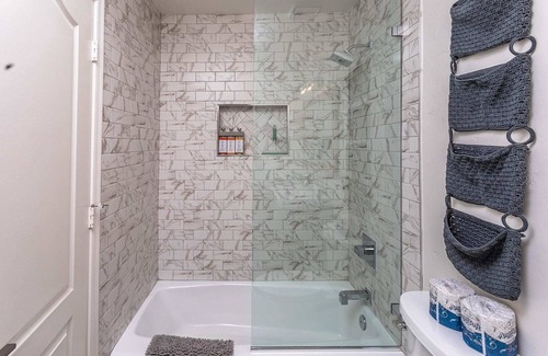 Lake Havasu City House | Dog-Friendly Retreat with Heated Pool, Spa & Lake Views