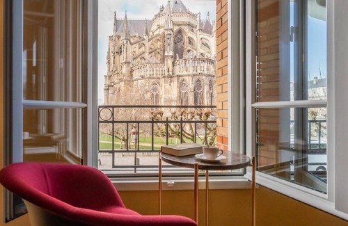 Reims City Centre House | Discover Private Home Chagall: Rated 10/10 with Spa & Dining