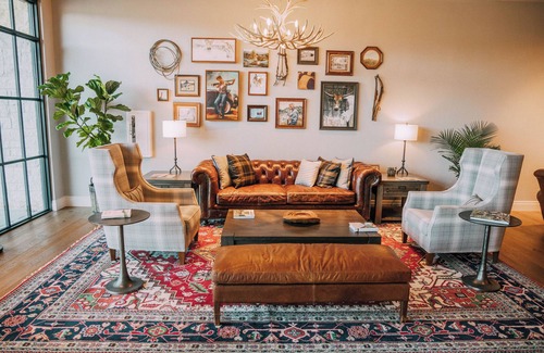 Boerne Hotel | 4 Relaxing Units w/Breath-taking Views! Onsite Pool, near Boerne Park!