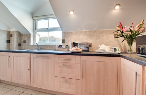 Combe Martin Apartment | Convenient 4 Rone Apartments: Ideal Two Bedroom Stay