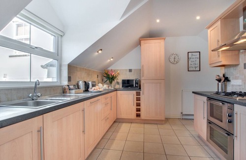 Combe Martin Apartment | Convenient 4 Rone Apartments: Ideal Two Bedroom Stay