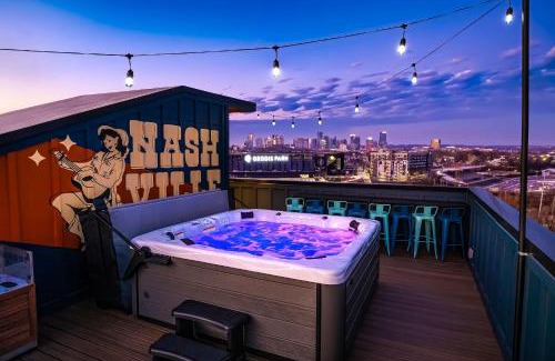 Hurwood Heights House | 4 Rooftop Decks 4 Hot Tubs Game Rooms & Sauna