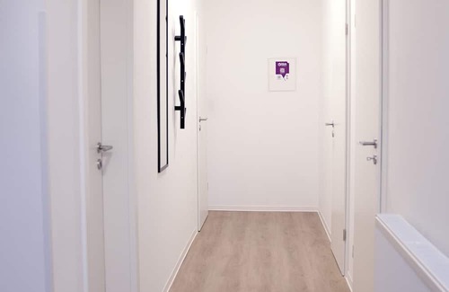Hildesheim District Apartment | 4-Room Apartment for 6 People