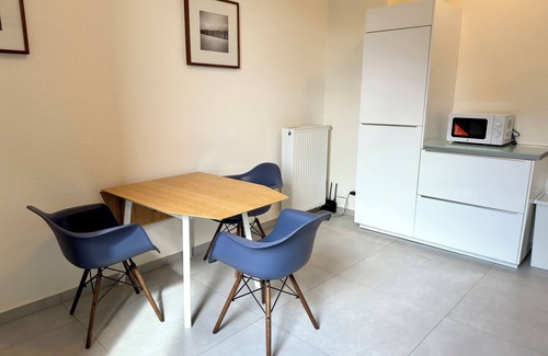 Rheinhausen Apartment | Family-Friendly Stay with Ocean Views Near Düsseldorf