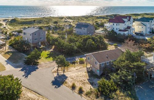 Ocean Isle Estates House | Pet-Friendly Retreat with Pool at 4 Salty Paws 147