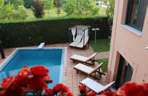 Trikala Villa | Relaxing 4-Star Pool Villa Near Meteora with Ocean Views