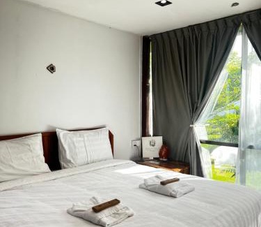 Tawau Cabin | Serene Minimalistic Rooms at Sunset Lodge - Eco Valley Retreat