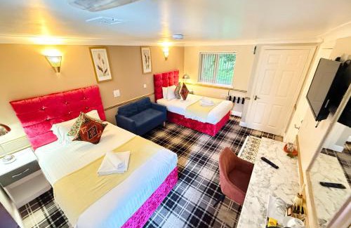 Epping Hotel | Cozy 4 Sisters Inn: Family-Friendly Stay with Great Reviews