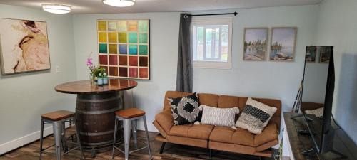 North Star House | Relax at 4 Slumber Village - AK Outback, Pet Friendly Retreat