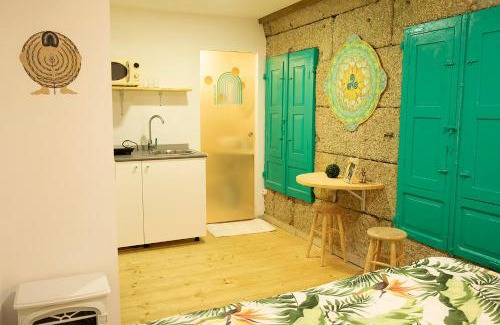 Ponte Caldelas Apartment | Pet-Friendly 4 Soles: Enjoy Poolside Comfort & Breakfast